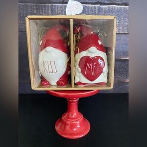 Rae Dunn Valentine’s Gnome Set - Kiss Me 💋